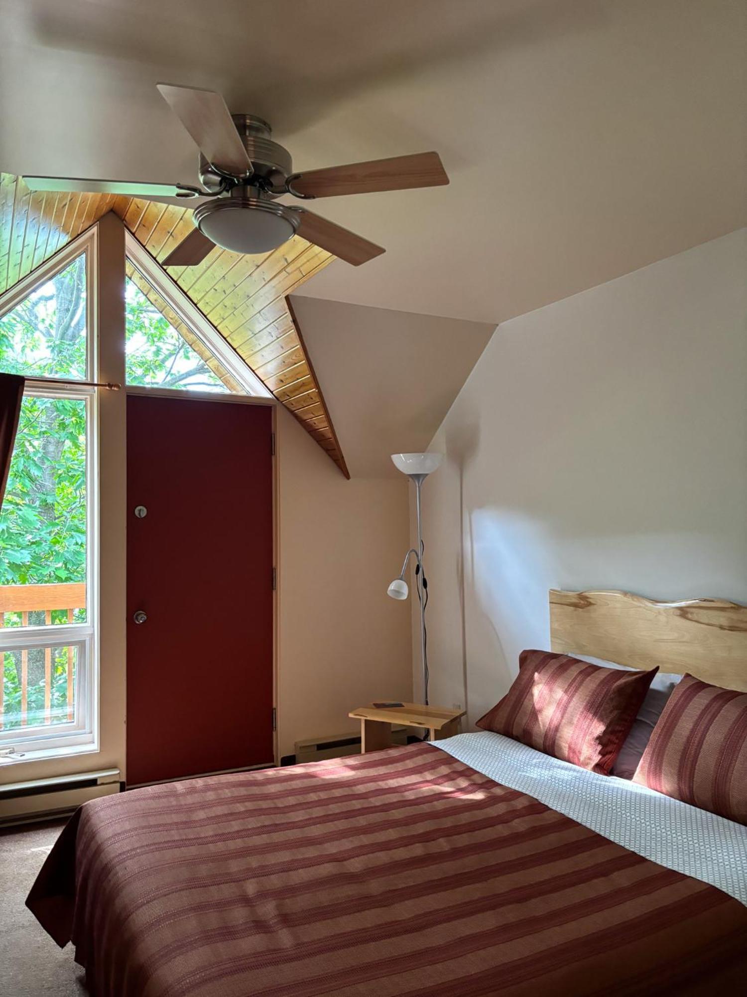 Auberge Du Jardin Petit-Saguenay Exterior foto